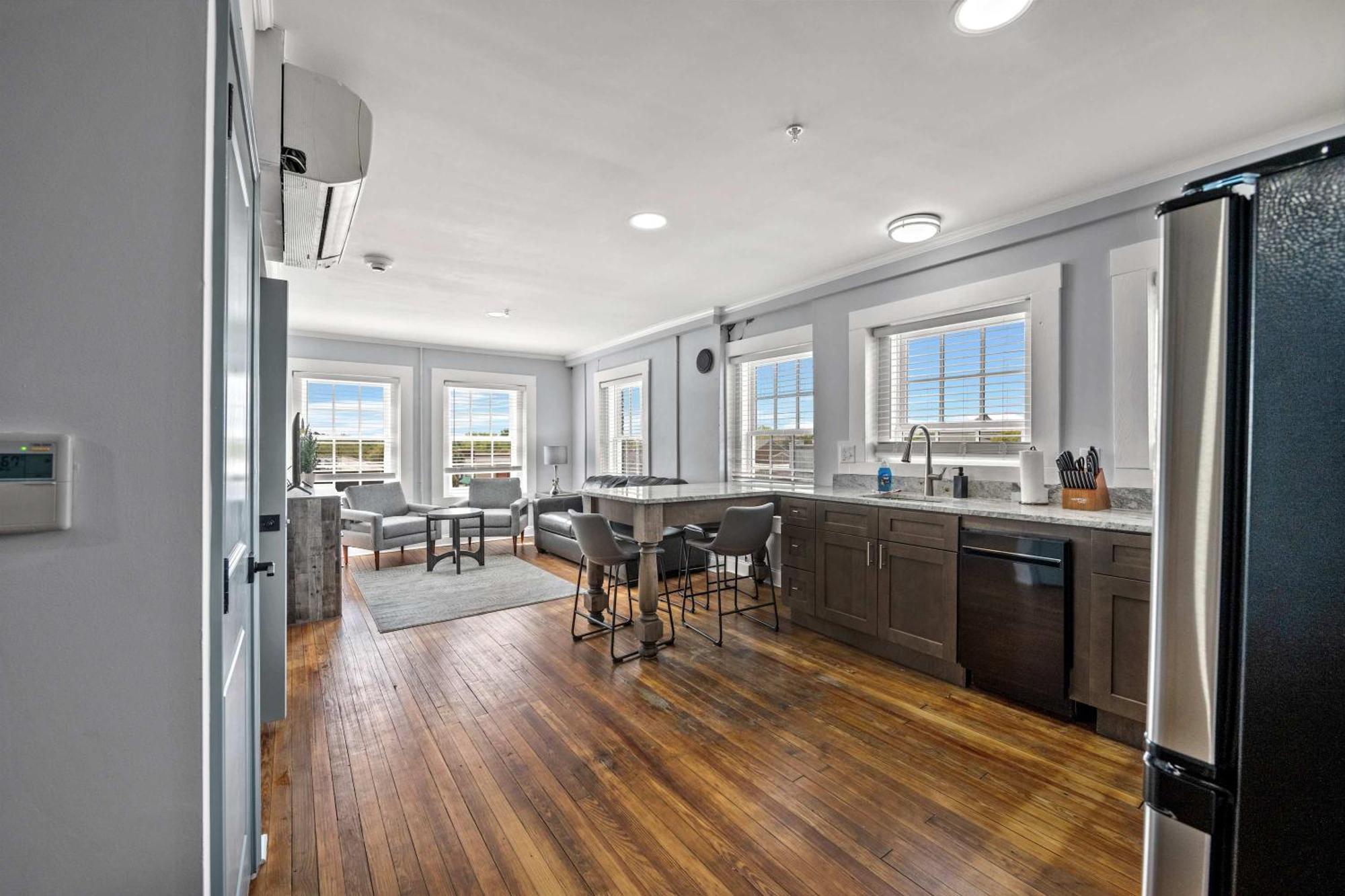 Discover Conway Trendy Downtown Loft Eksteriør billede